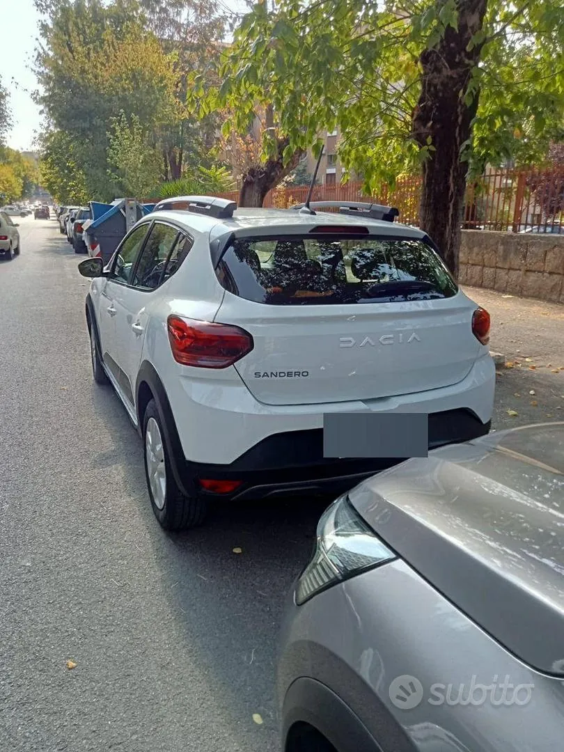 Dacia Sandero 2023 photo 2
