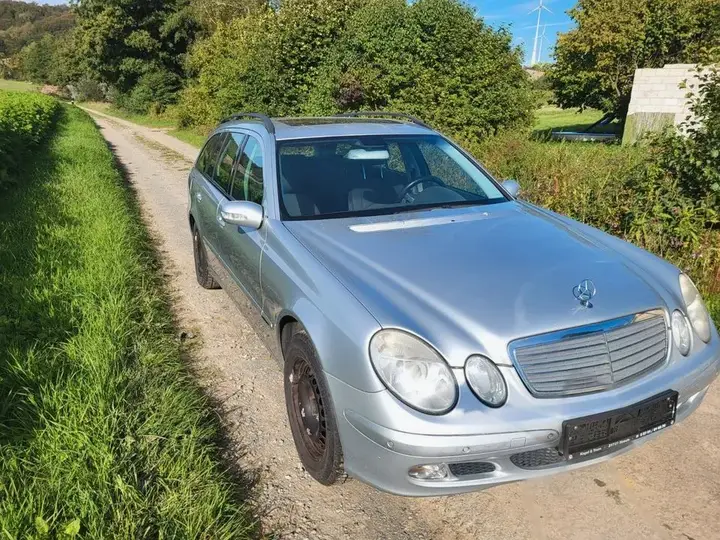 Mercedes-Benz E 200 Kompressor T Classic