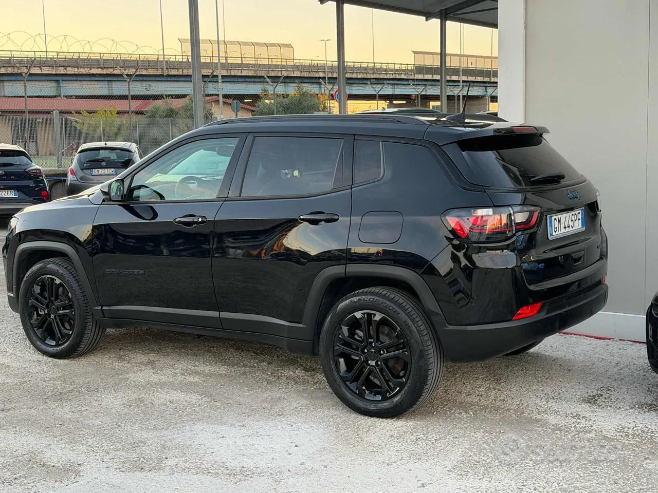 Jeep Compass 2023 photo 3