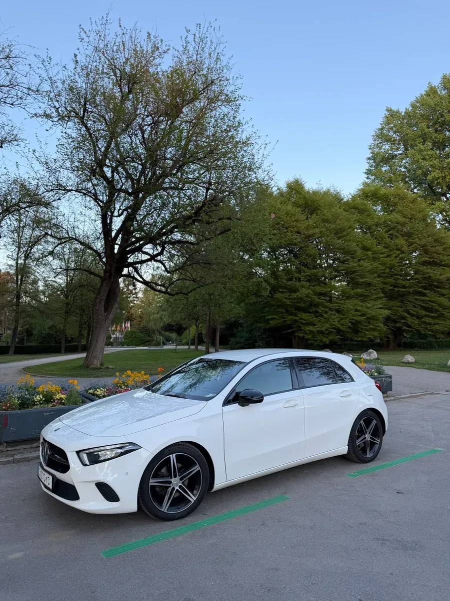 Mercedes-Benz A-Class 2018 photo 2