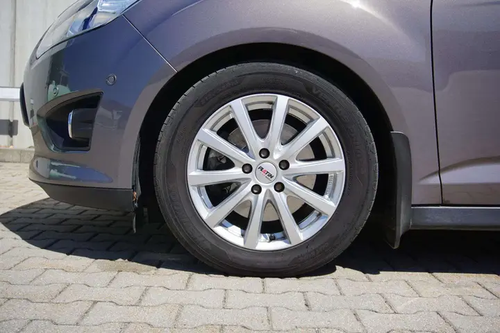 Ford Grand C-Max 2015 photo 3