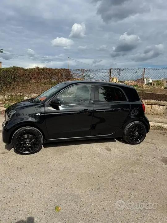 Smart Forfour 2015 photo 3