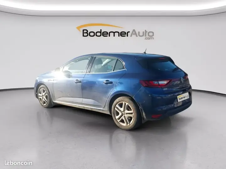 Renault Megane 2016 photo 3