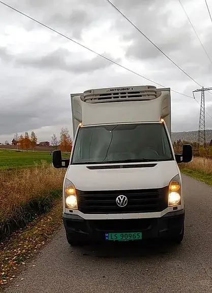 Volkswagen Crafter 35 2016 photo 2