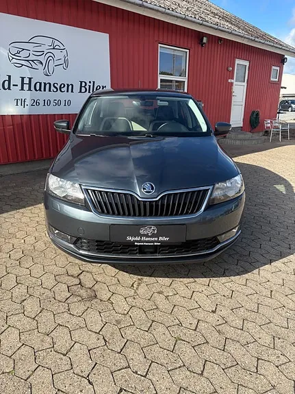 Skoda Rapid 2018 photo 2