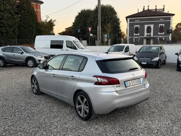 Peugeot 308 2014 photo 3