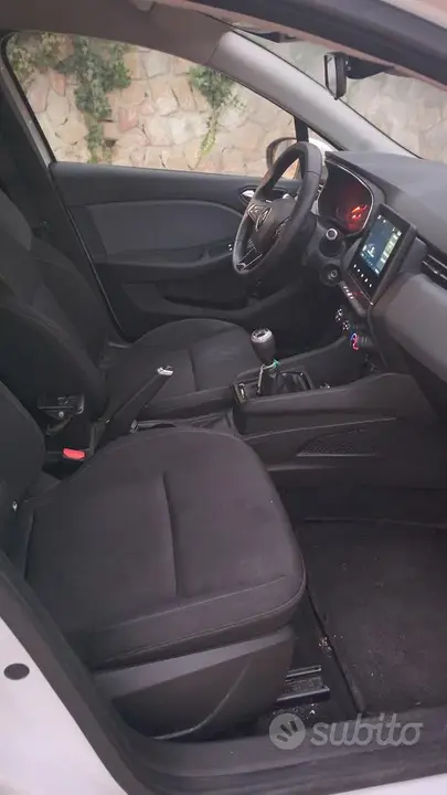 Renault Clio 2020 photo 4