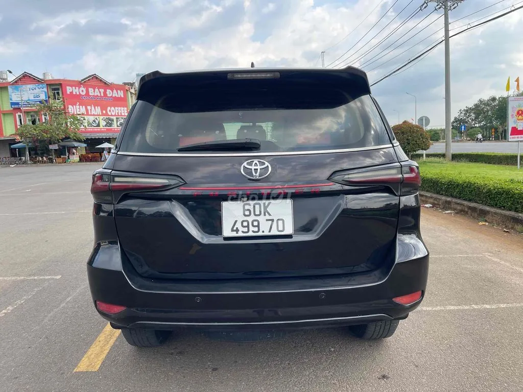 Toyota Fortuner 2017 photo 5