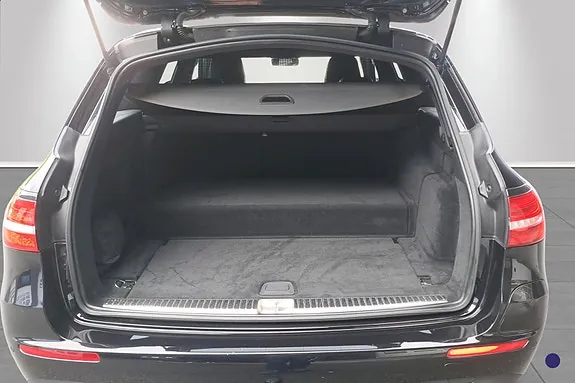 Mercedes-Benz E300 De 2020 photo 5
