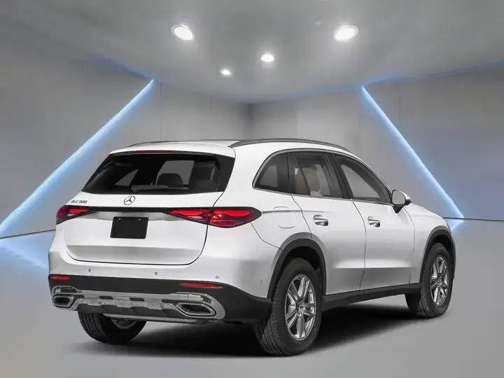 Mercedes-Benz Glc 2026 photo 2