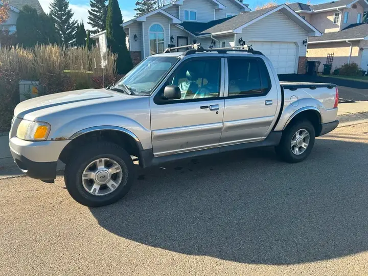 Ford Explorer Sport Trac