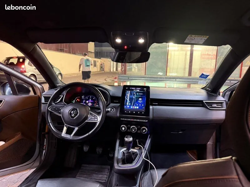 Renault Clio 2019 photo 3