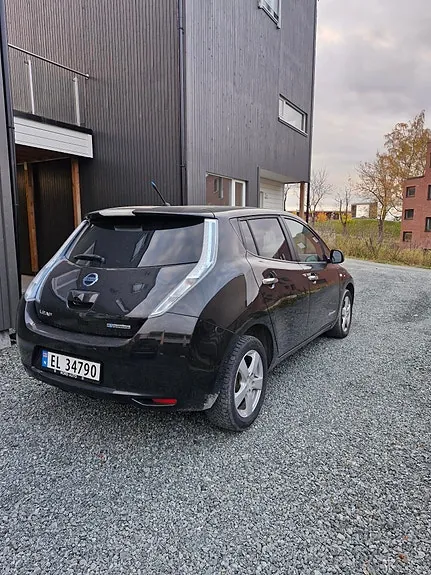Nissan Leaf 2014 photo 5