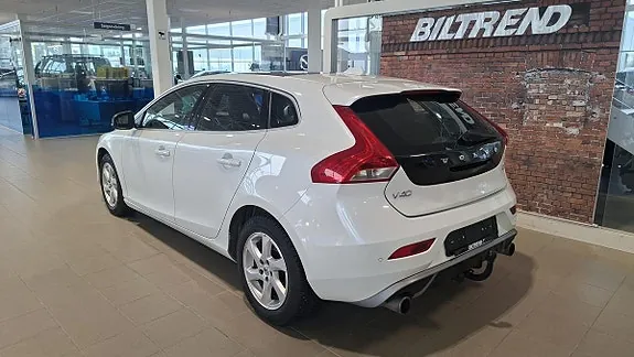 Volvo V40 2017 photo 3