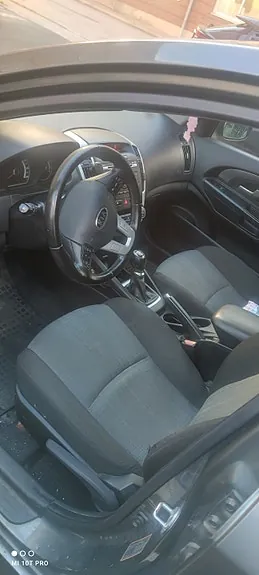 Kia Ceed 2010 photo 5