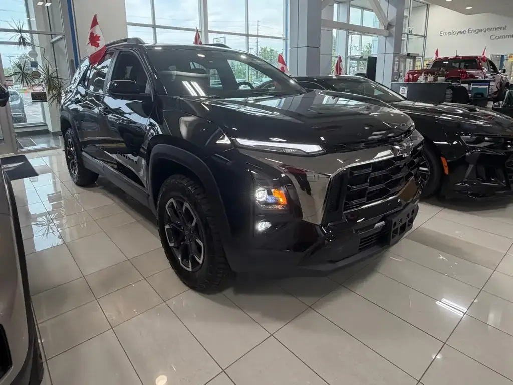 Chevrolet Equinox 2026 photo 2