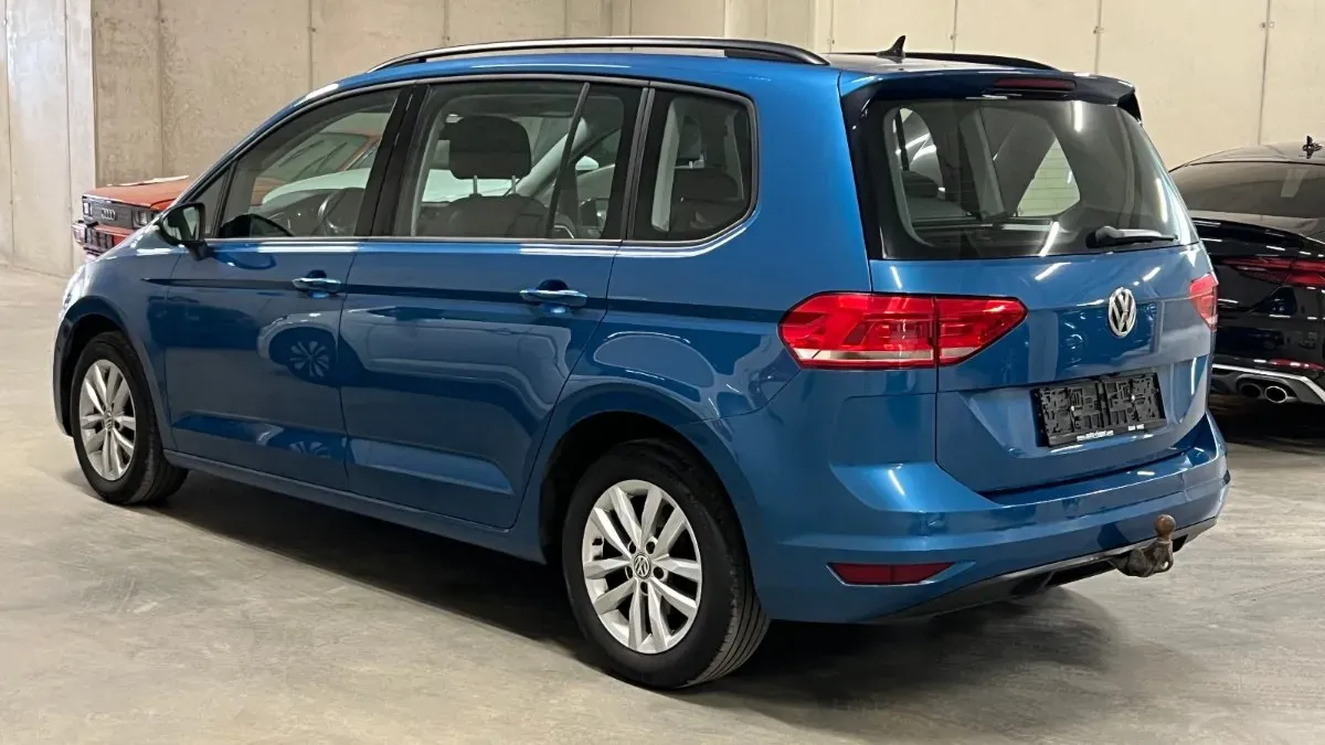 Volkswagen Touran 2017 photo 3