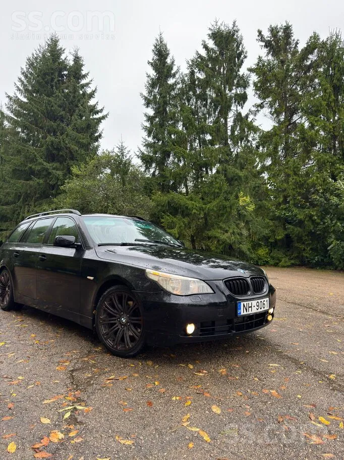 BMW 525