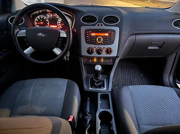 Ford Focus 2007 photo 4