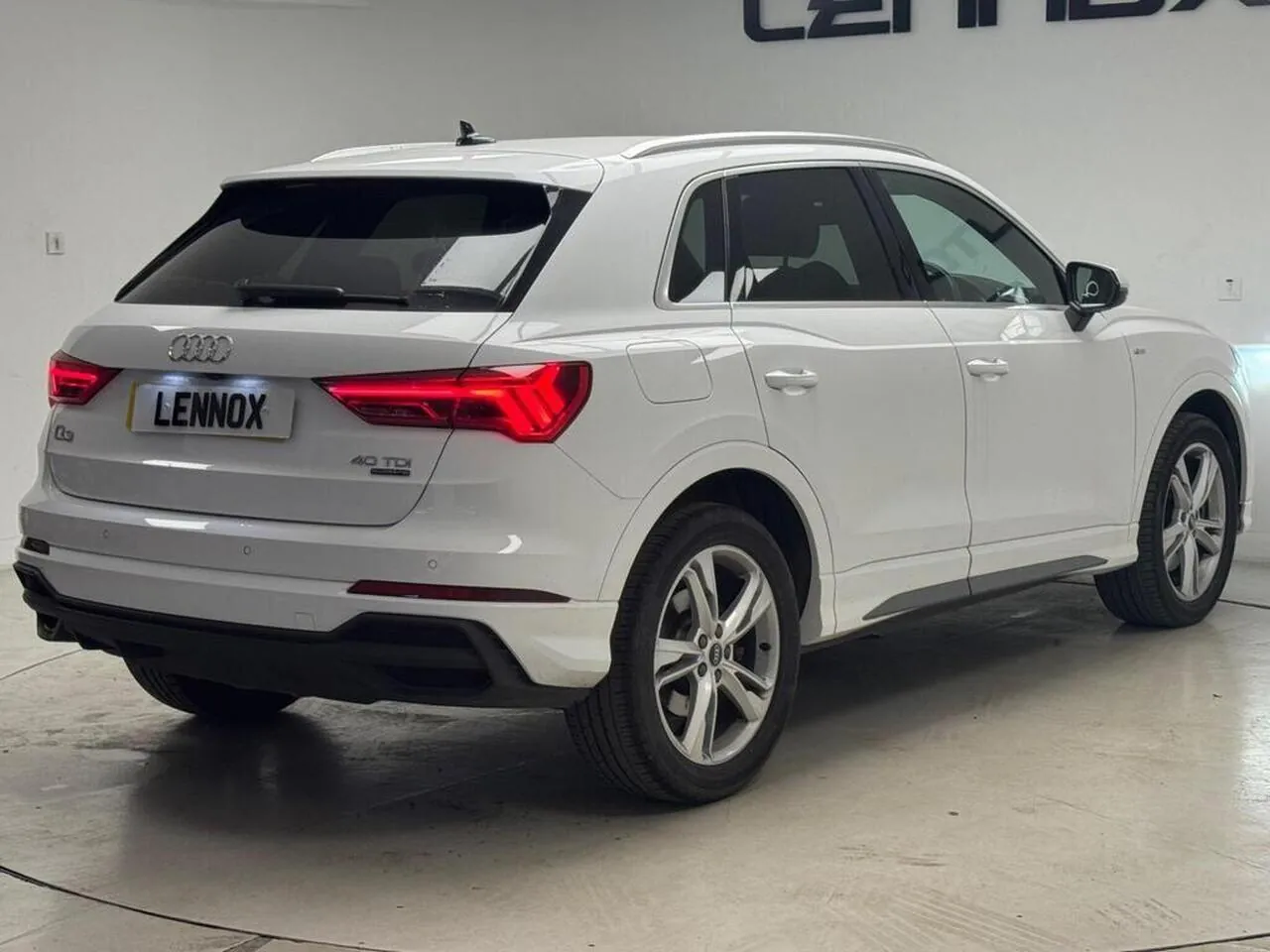Audi Q3 2024 photo 5