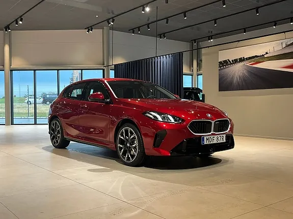 BMW 120 2027 photo 3