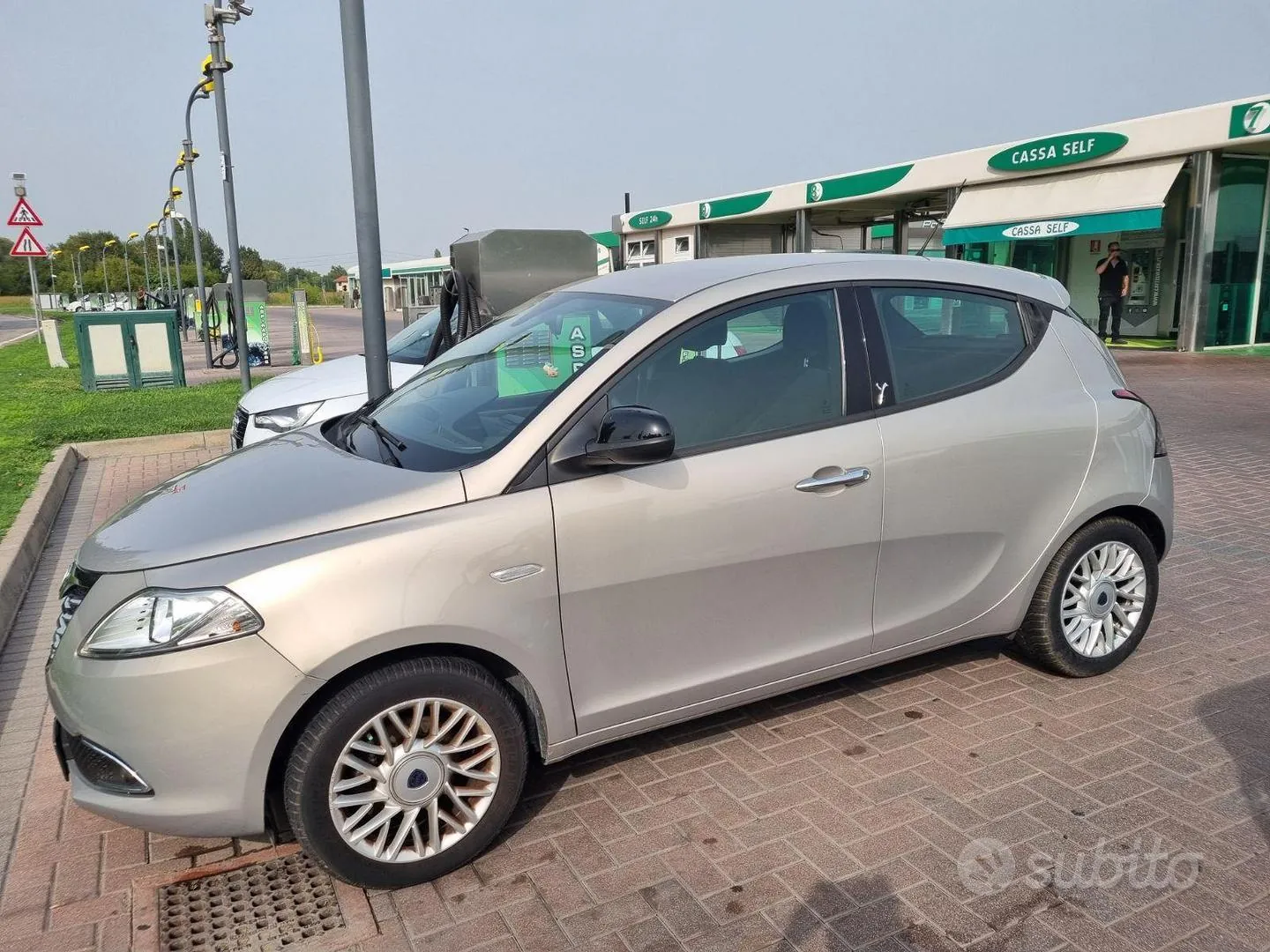 Lancia Ypsilon 2015 photo 3