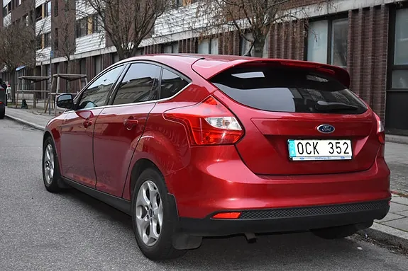 Ford Focus 2014 photo 2