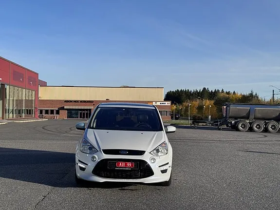 Ford S-Max 2013 photo 4