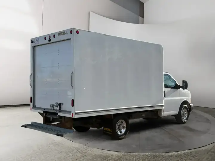 Chevrolet Express 2024 photo 5