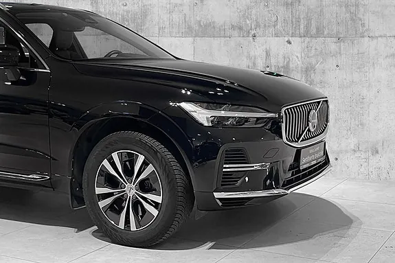 Volvo Xc60 2023 photo 2