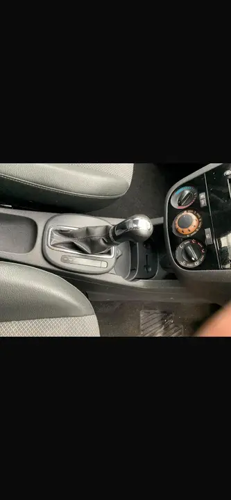 Vauxhall Corsa 2008 photo 2