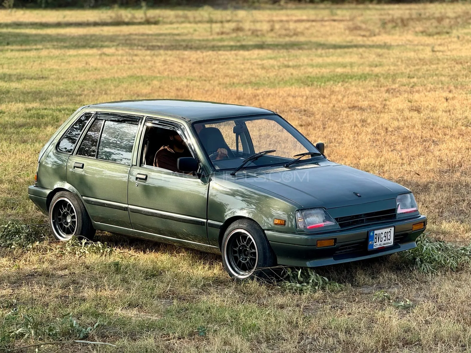 Suzuki Khyber