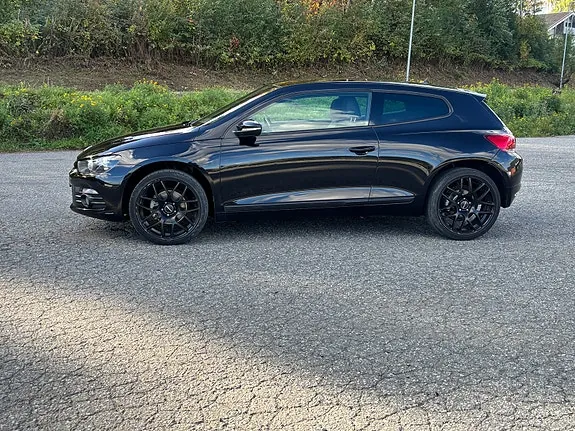 Volkswagen Scirocco 2009 photo 3