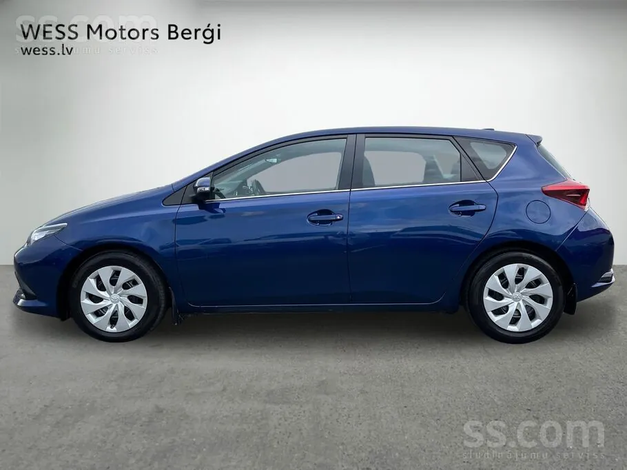 Toyota Auris 2018 photo 3