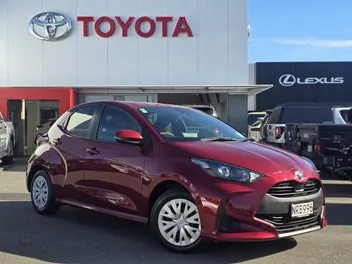 Toyota Yaris 2021 photo 2