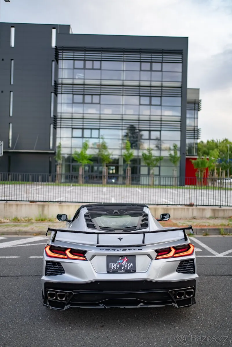 Chevrolet Corvette C8 Stingray 2020 photo 4