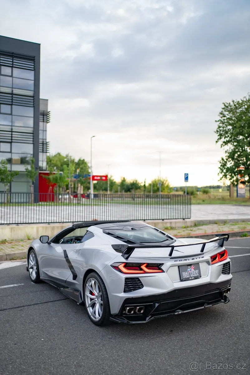Chevrolet Corvette C8 Stingray 2020 photo 5