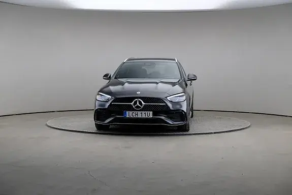 Mercedes-Benz C 300 E 2024 photo 3