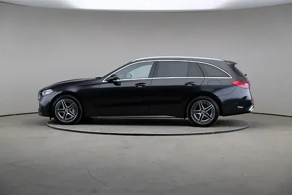 Mercedes-Benz C 300 E 2024 photo 4