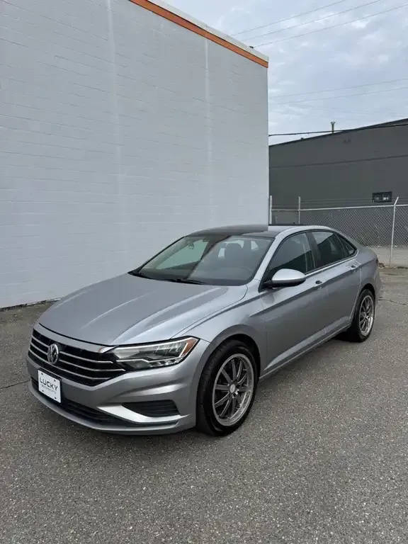 Volkswagen Jetta 2019 photo 3