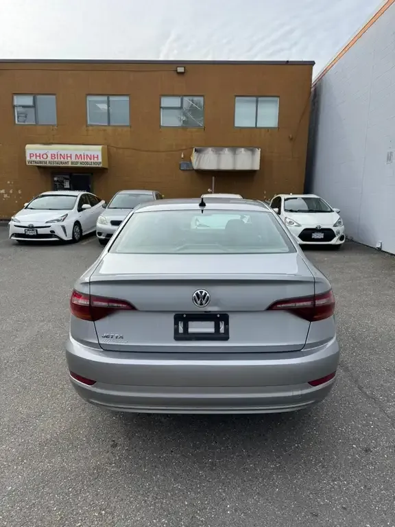 Volkswagen Jetta 2019 photo 4
