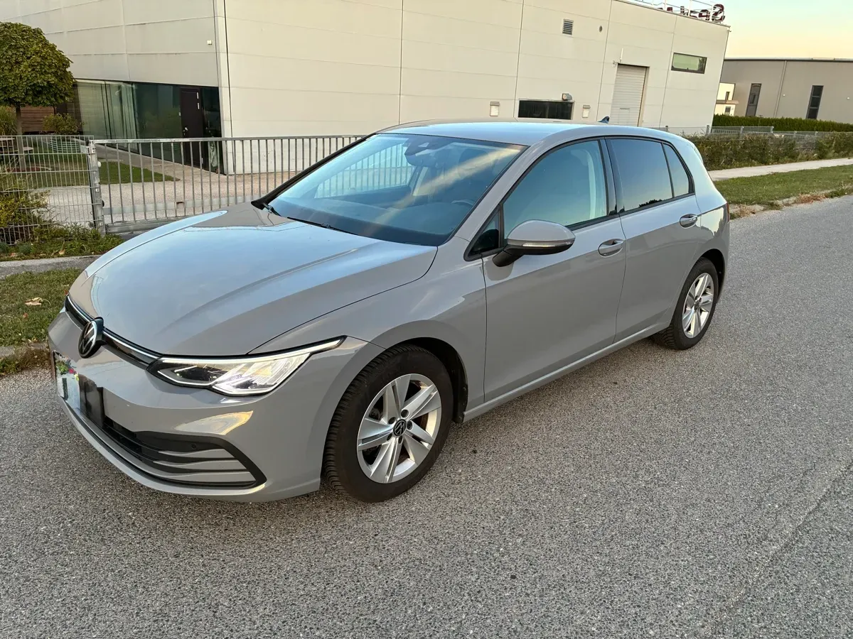 Volkswagen Golf 2021 photo 2