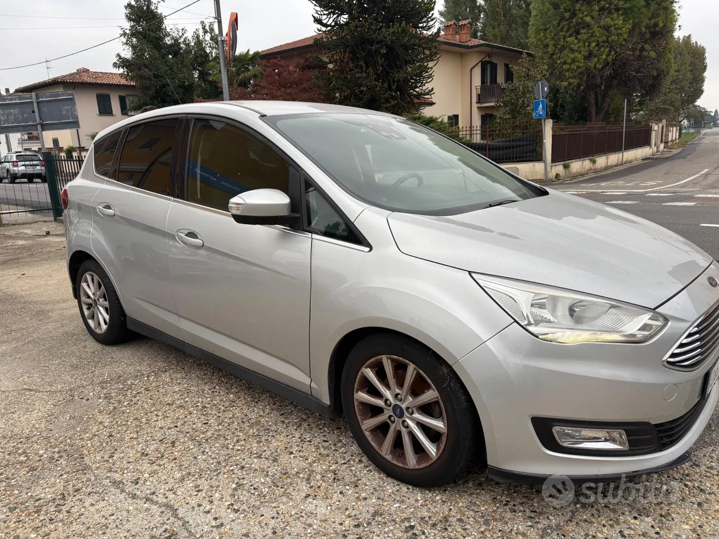 Ford C-Max 2016 photo 4