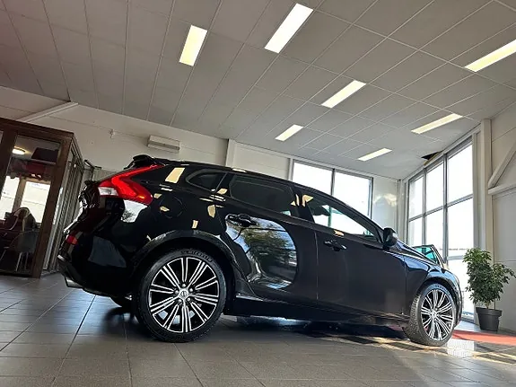 Volvo V40 2018 photo 5