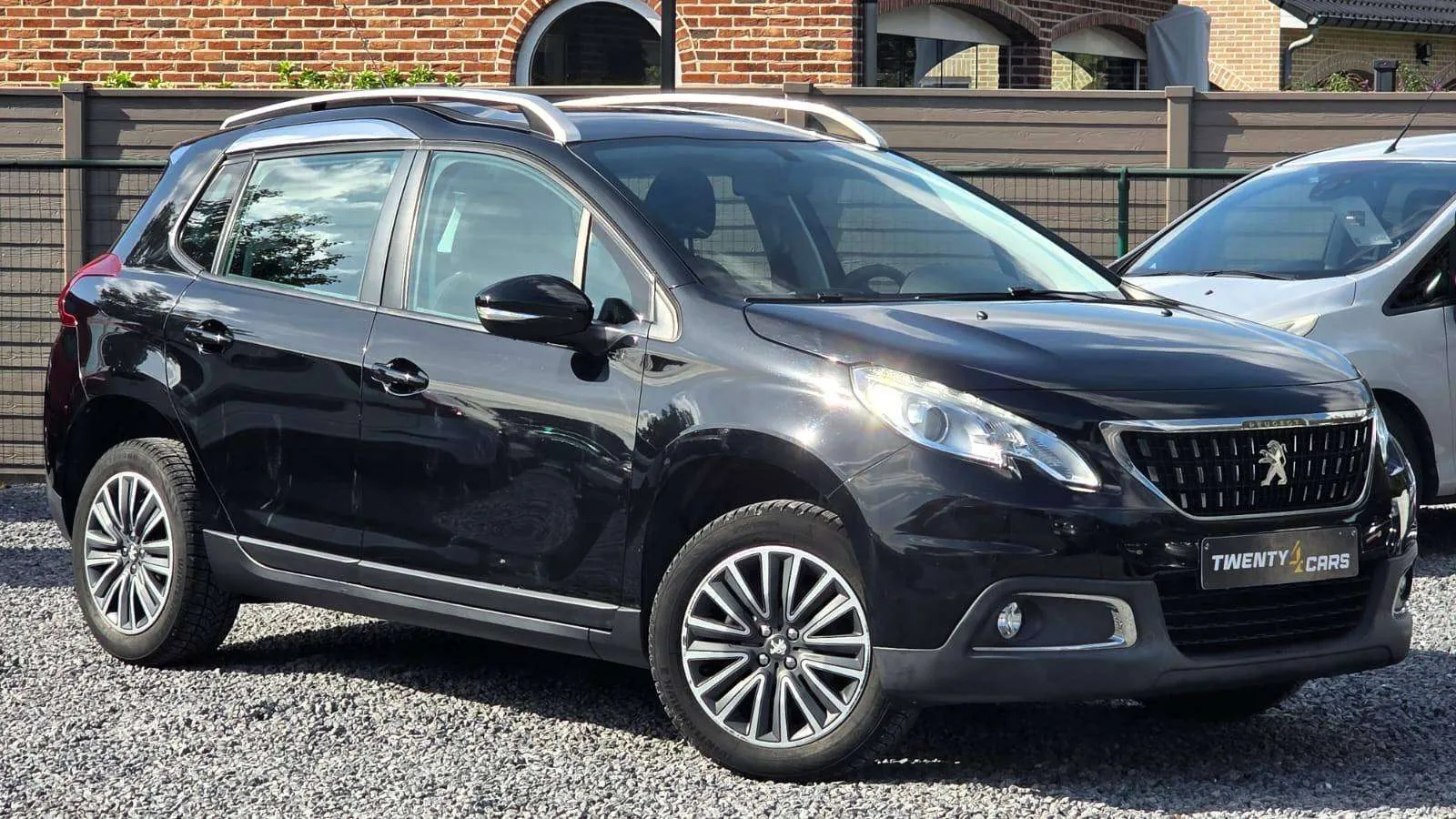 Peugeot 2008 2017 photo 3