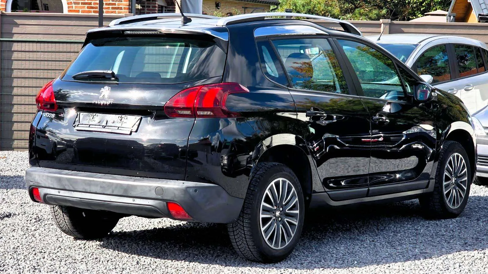 Peugeot 2008 2017 photo 4