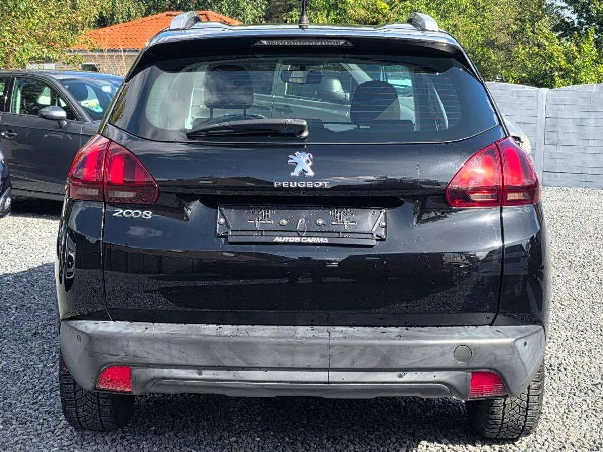 Peugeot 2008 2017 photo 5