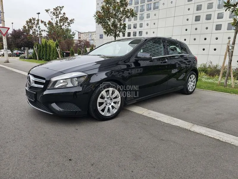 Mercedes-Benz A180 2014 photo 5