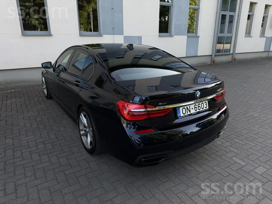 BMW 750I 2016 photo 3