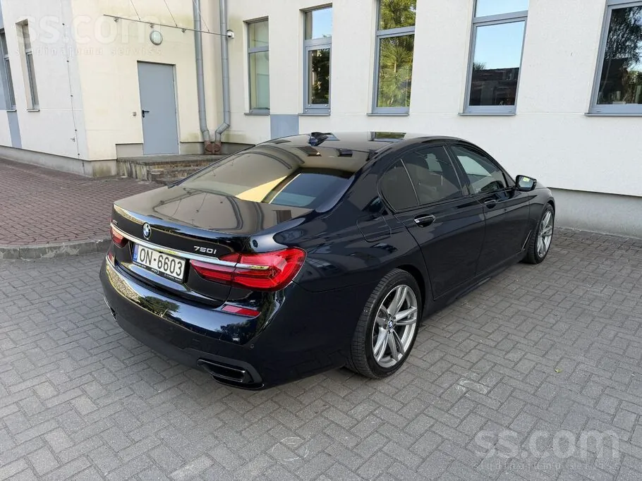 BMW 750I 2016 photo 4